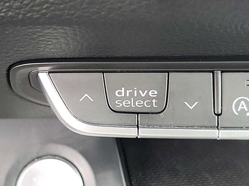 Used 2019 Audi Q5 2.0T Premium Plus w/ Premium Plus Package image 25