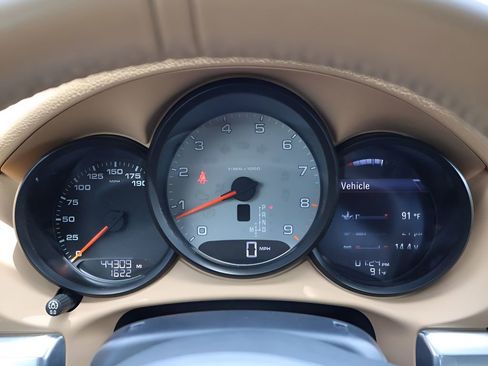 Used 2013 Porsche Boxster S image 28