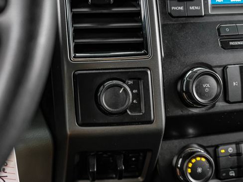 Used 2019 Ford F250 XLT AWD/4WD image 30
