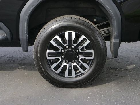 Used 2025 GMC Sierra 3500 Denali Ultimate image 10