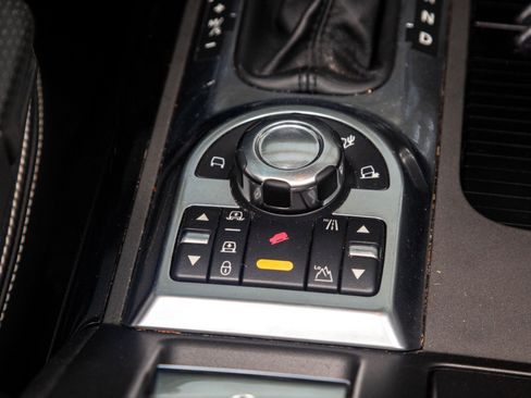 Used 2011 Land Rover Range Rover Autobiography image 35