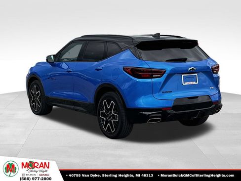 Used 2024 Chevrolet Blazer RS w/ Driver Confidence II Package FWD image 3