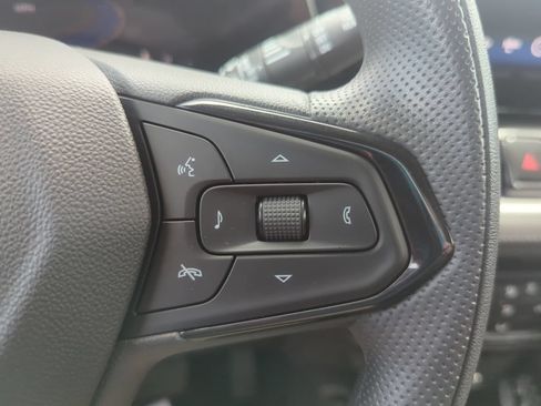 Certified 2024 Chevrolet TrailBlazer LT FWD image 30