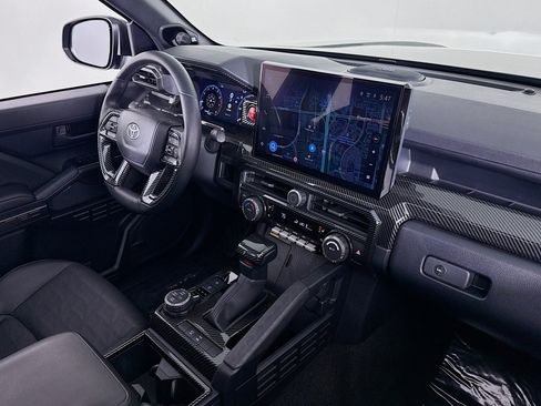 Used 2025 Toyota 4Runner TRD Off-Road Premium image 16