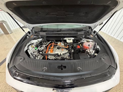 Used 2024 Chevrolet Equinox EV RS image 41