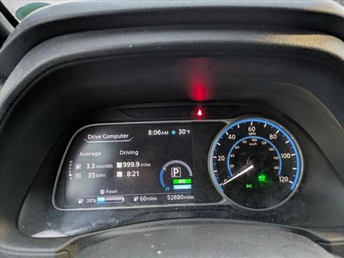 Used 2022 Nissan Leaf SL Plus image 11