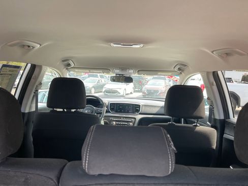Used 2020 Kia Sportage LX w/ LX Popular Package image 24