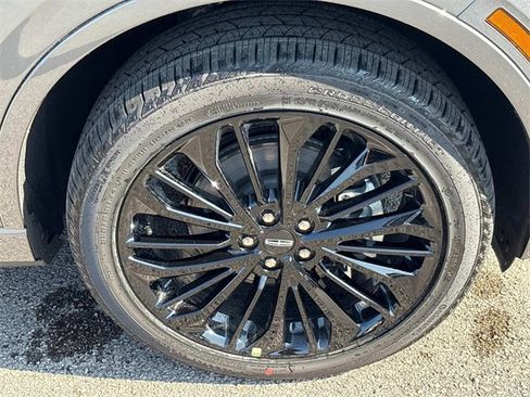 New 2025 Lincoln Corsair Grand Touring w/ Jet Appearance Package image 9