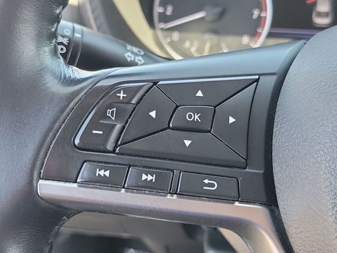 Used 2020 Nissan Sentra SV FWD image 22