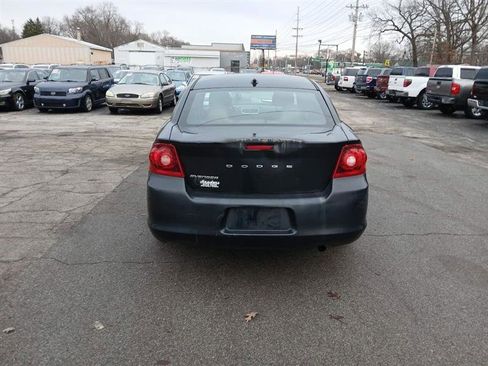 Used 2011 Dodge Avenger Mainstreet image 2