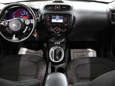 Used 2017 Kia Soul + FWD image 2