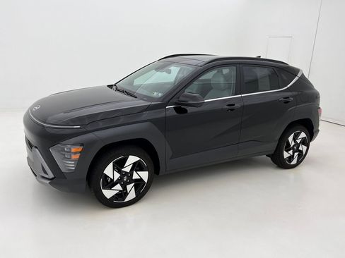 Used 2025 Hyundai Kona Limited image 10
