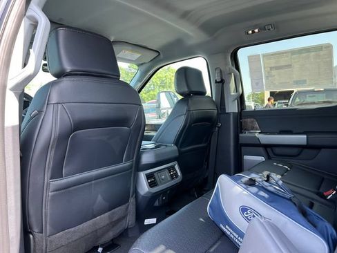 New 2026 Ford F550 4x4 Crew Cab image 43