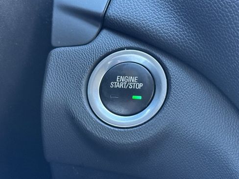 Used 2019 Chevrolet Equinox LT image 26