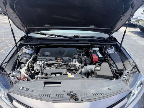 Used 2020 Toyota Camry LE FWD image 28