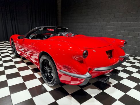 Used 1999 Chevrolet Corvette Convertible w/ Memory Pkg RWD image 32