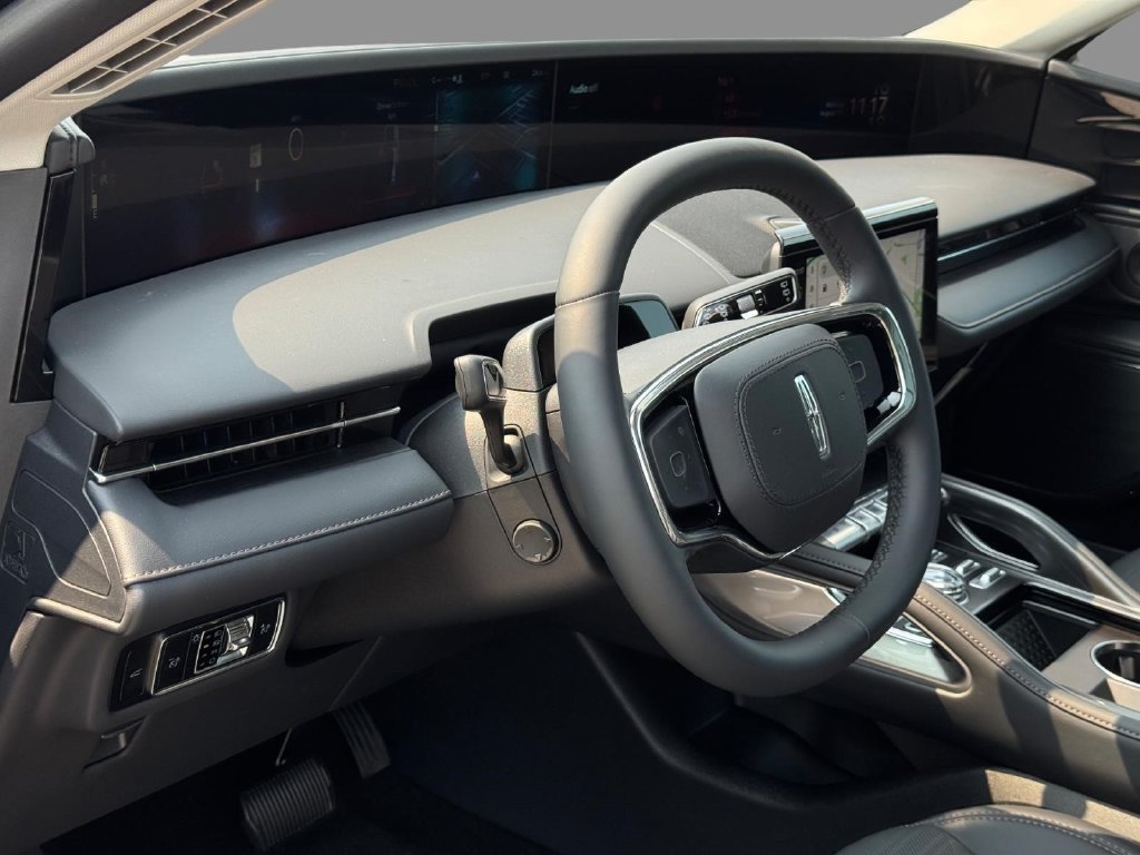 New 2026 Lincoln Nautilus Reserve AWD/4WD image 19