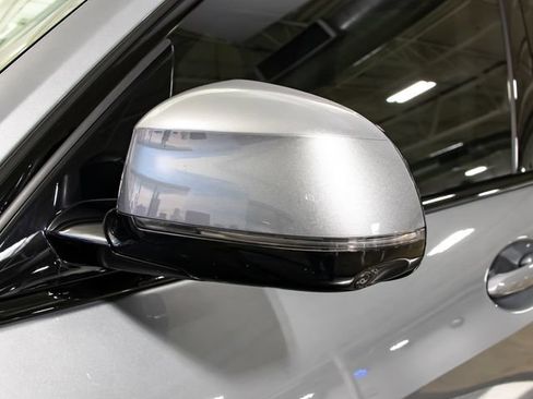 Used 2025 BMW ALPINA XB7 AWD/4WD image 10