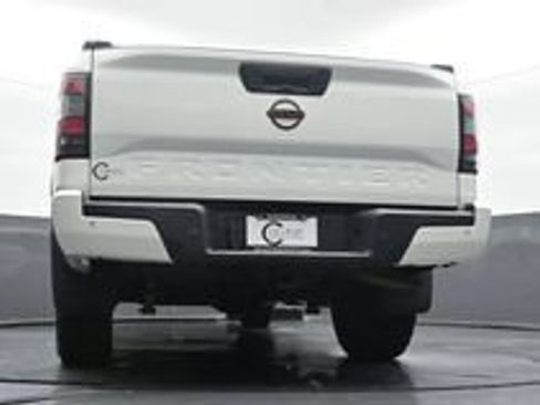 Used 2022 Nissan Frontier PRO-4X w/ Pro-4X Premium Package AWD/4WD image 7