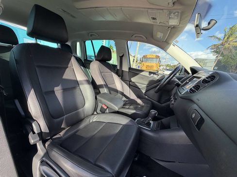 Used 2012 Volkswagen Tiguan SEL image 13