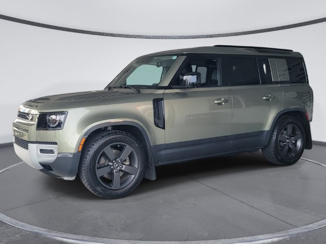 Used 2024 Land Rover Defender 110 S AWD/4WD image 5