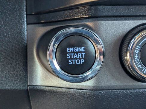 Used 2023 Toyota Tacoma TRD Off-Road image 34