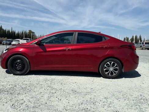 Used 2016 Hyundai Elantra SE FWD image 6