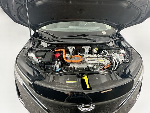 Used 2024 Nissan Ariya AWD image 33