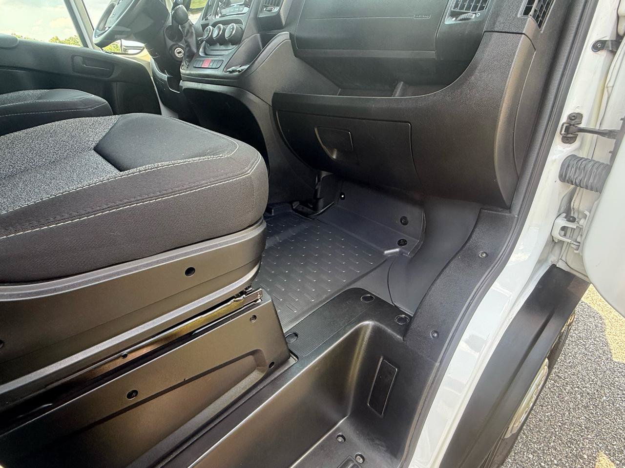 Used 2021 RAM ProMaster 1500 FWD image 18
