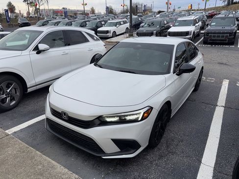 Used 2022 Honda Civic Sport image 1