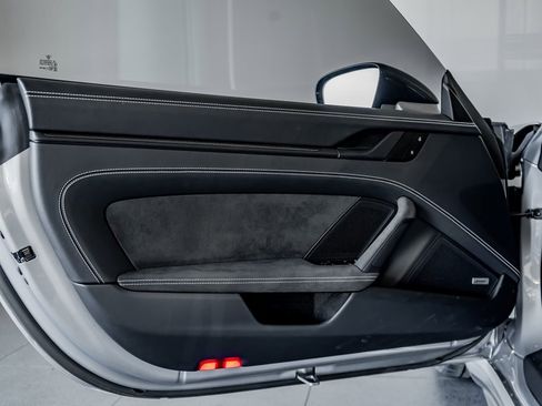 Certified 2022 Porsche 911 GT3 image 12