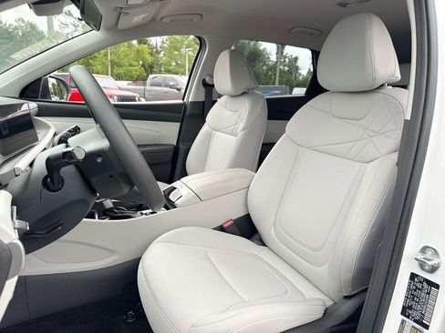 Used 2025 Hyundai Tucson SEL FWD image 10