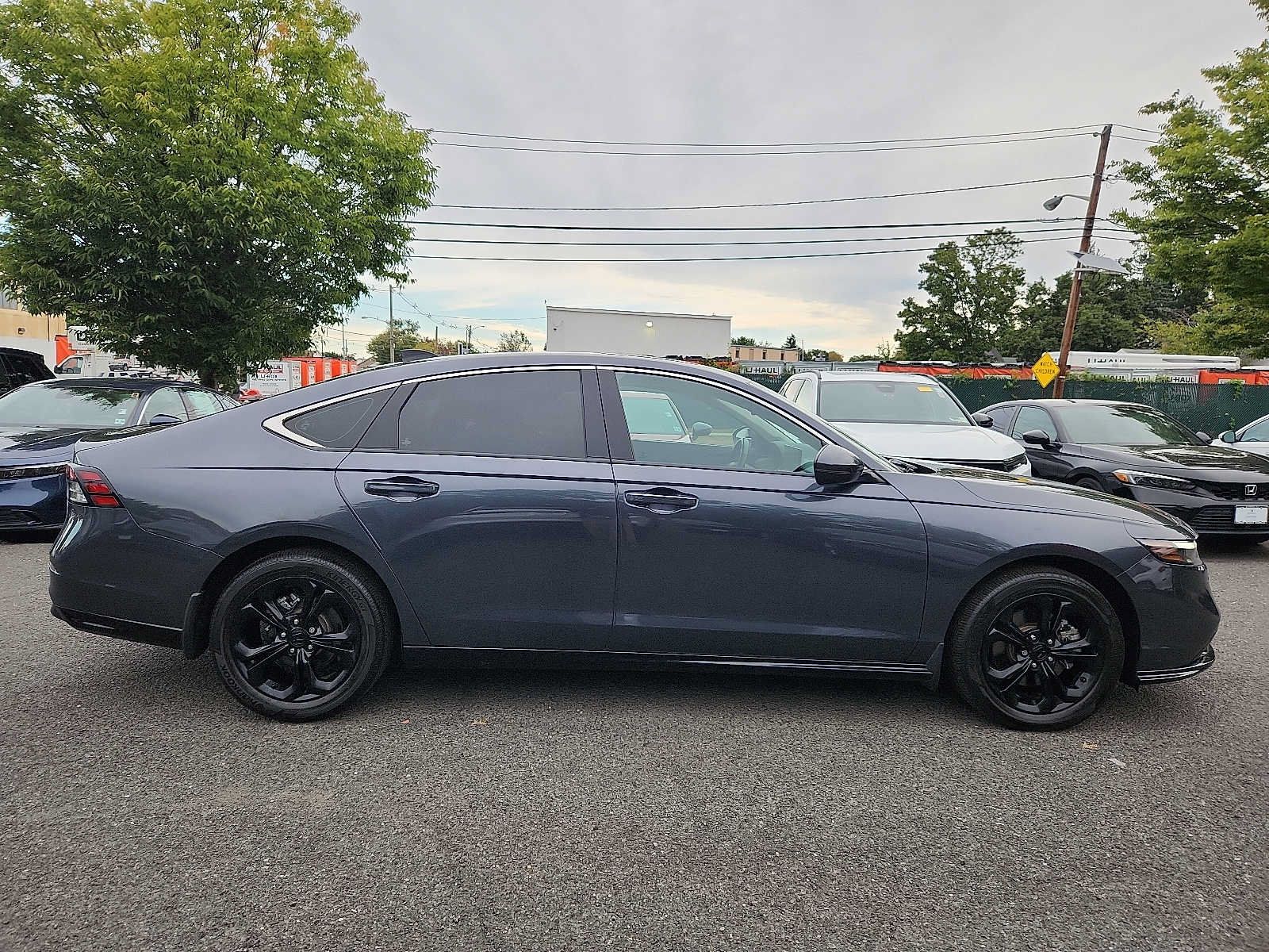 Used 2024 Honda Accord EX-L image 7