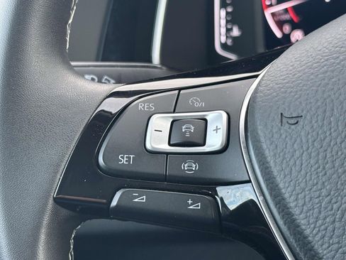 Certified 2021 Volkswagen Jetta SEL Premium image 23