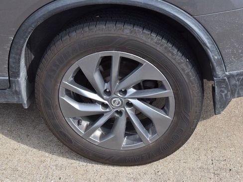 Used 2016 Nissan Rogue SL image 10