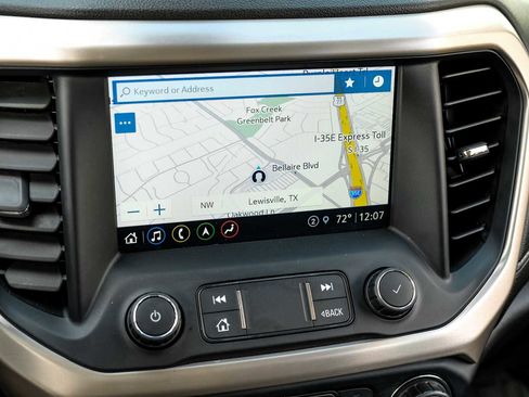 Used 2021 GMC Acadia Denali w/ Denali Technology Package FWD image 22