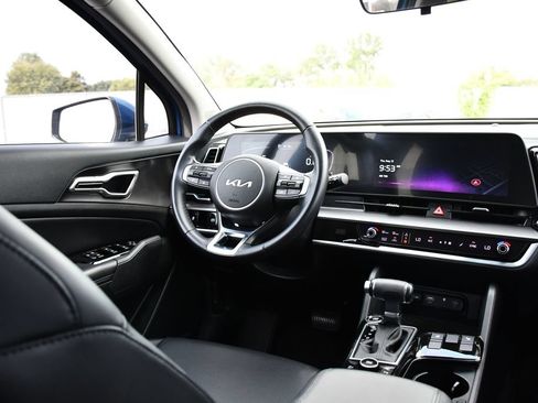 Used 2023 Kia Sportage EX FWD image 24