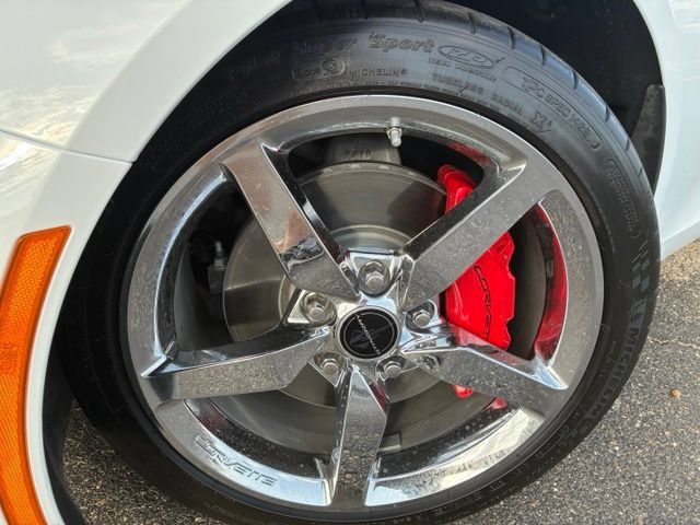 Used 2014 Chevrolet Corvette Stingray Coupe w/ 3LT Preferred Equipment Group RWD image 10