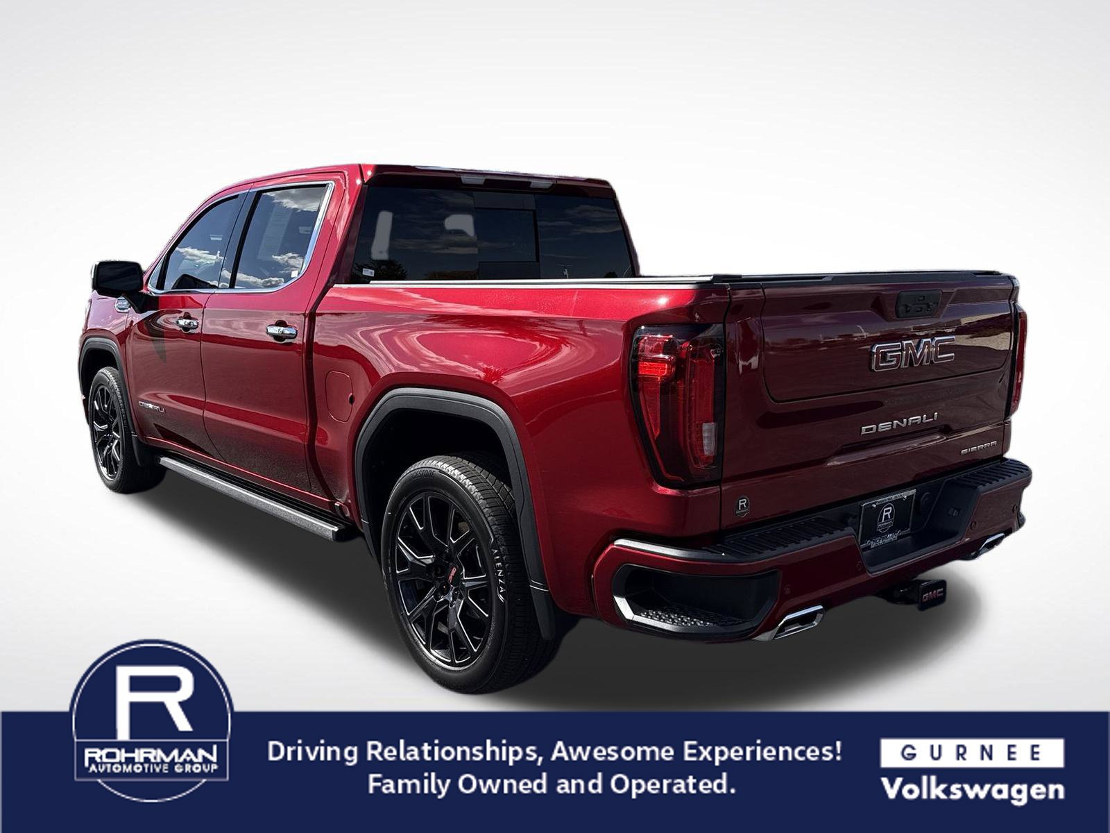 Used 2022 GMC Sierra 1500 Denali w/ Denali Premium Package AWD/4WD image 7