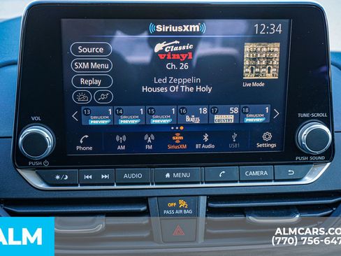 Used 2025 Nissan Altima 2.5 SV image 43