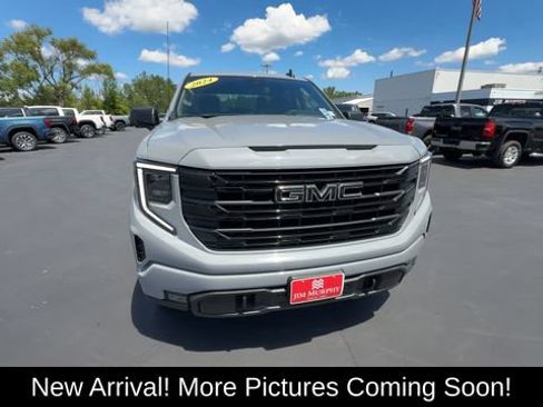 Certified 2024 GMC Sierra 1500 Elevation AWD/4WD image 3