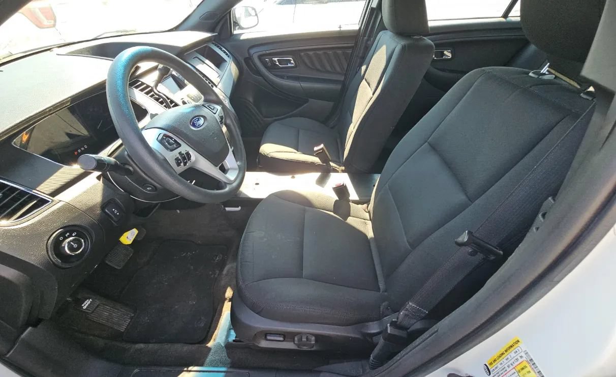 Used 2016 Ford Taurus Police Interceptor FWD image 5