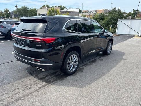 Used 2025 Buick Enclave Preferred FWD image 3