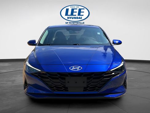 Certified 2023 Hyundai Elantra SEL w/ Convenience Package FWD image 2