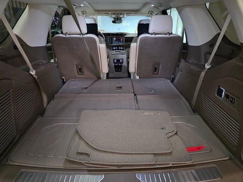 Used 2023 GMC Yukon Denali w/ Denali Reserve Package AWD/4WD image 27
