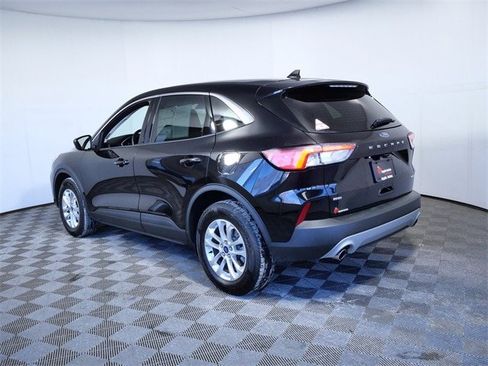 Certified 2022 Ford Escape SE w/ Convenience Package image 6