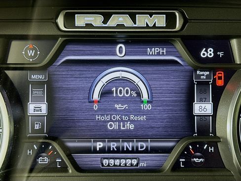 Used 2022 RAM 1500 Big Horn AWD/4WD image 19