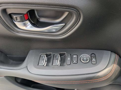Certified 2023 Honda HR-V Sport image 14