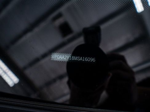 Used 2021 Porsche Taycan image 61