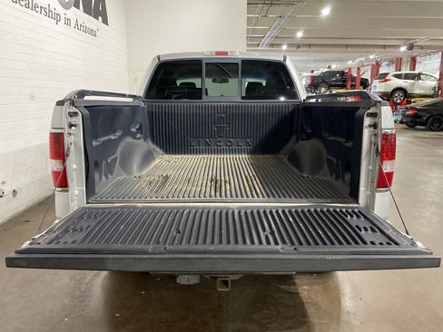 Used 2008 Lincoln Mark LT 4x4 image 5